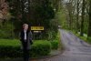 The meeting took place at a community centre called the "Trefpunt", i.e. the meeting point. I'm not sure why they want passers-by to honk at my wife, though.