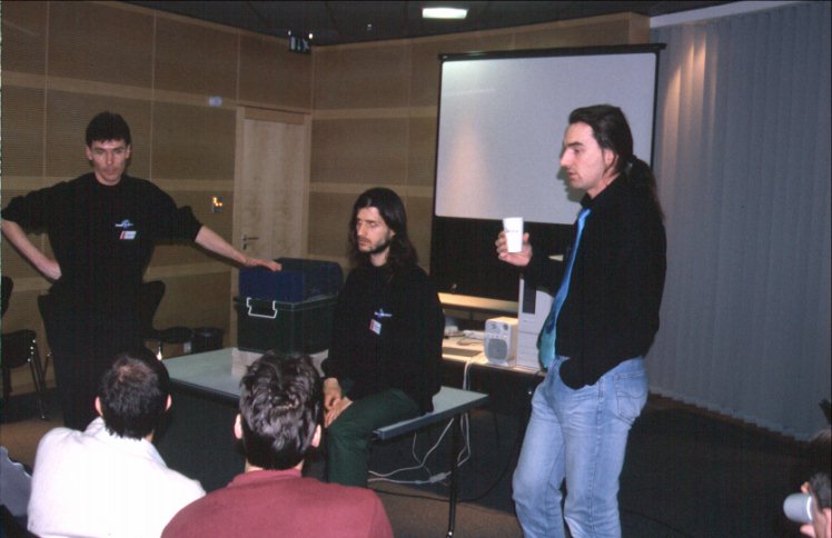 42: OS 3.9 betatesters' meeting. From left to right: Jürgen Haage, Martin Steigerwald, Jochen Becher.