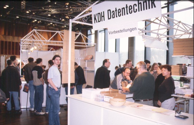 43: KDH Datentechnik - the whole family in action as usual.