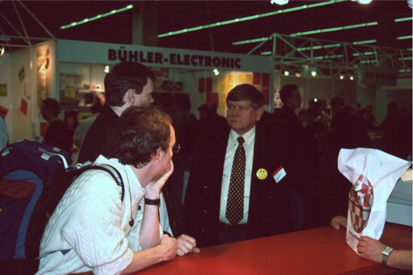 5: Petro getting input from customers buying OS 3.5 at Amiga's stand.