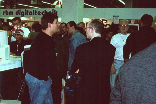17: H&P's Michael Rock (left) no doubt discussing 68K emulation (with who?).